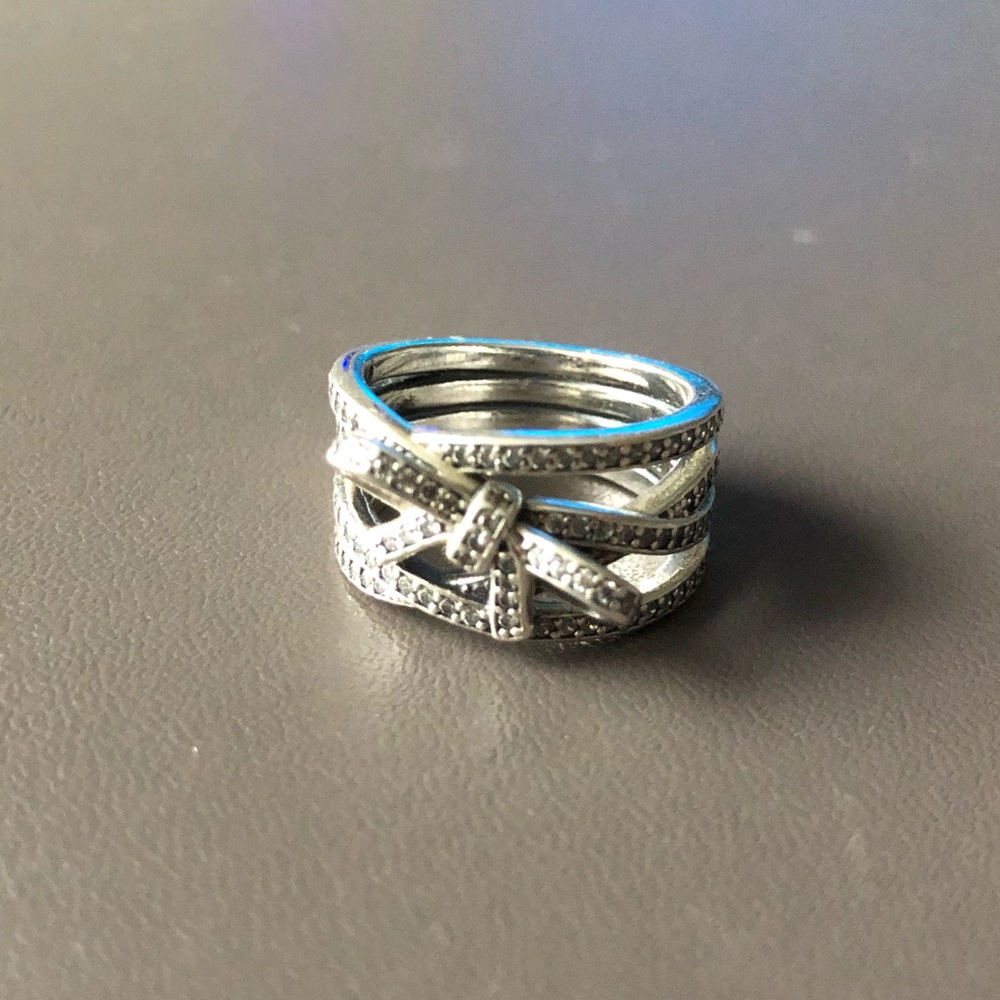 Pandora Entwined Bow Ring